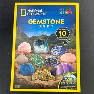National Geographic Vibrant Gemstone Dig Kit